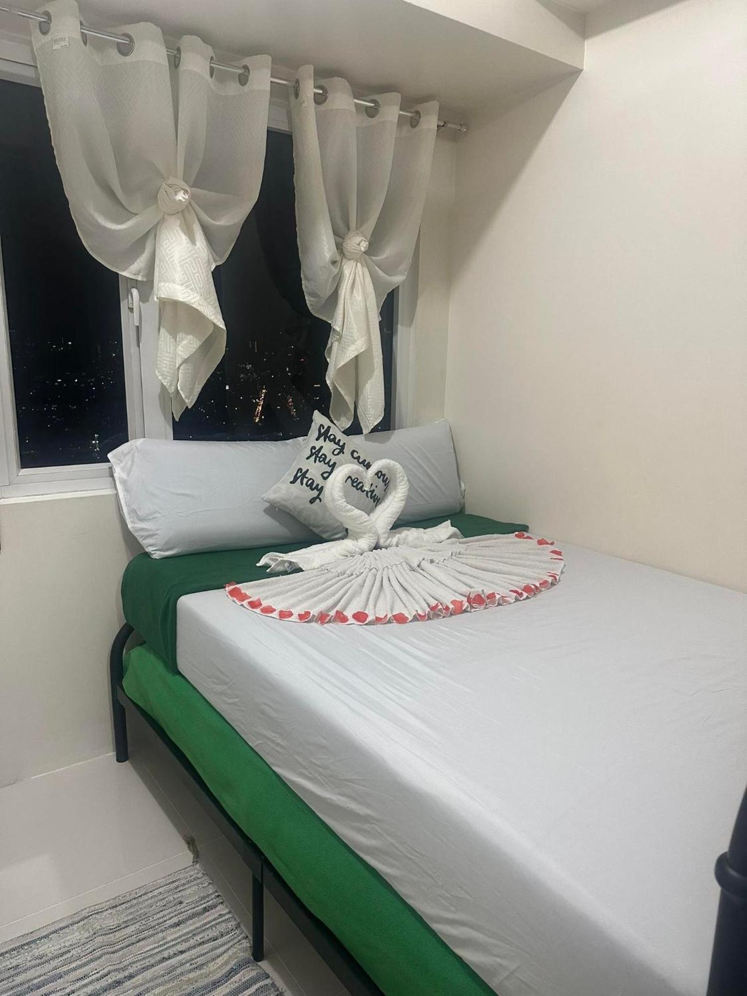 Green Residences Stays By Pbyy Manila Exterior photo